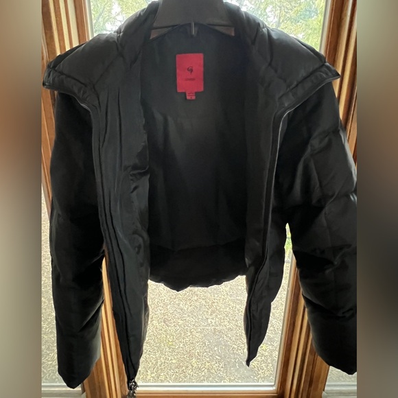 Guess down puffer coat-size Medium - Picture 5 of 11